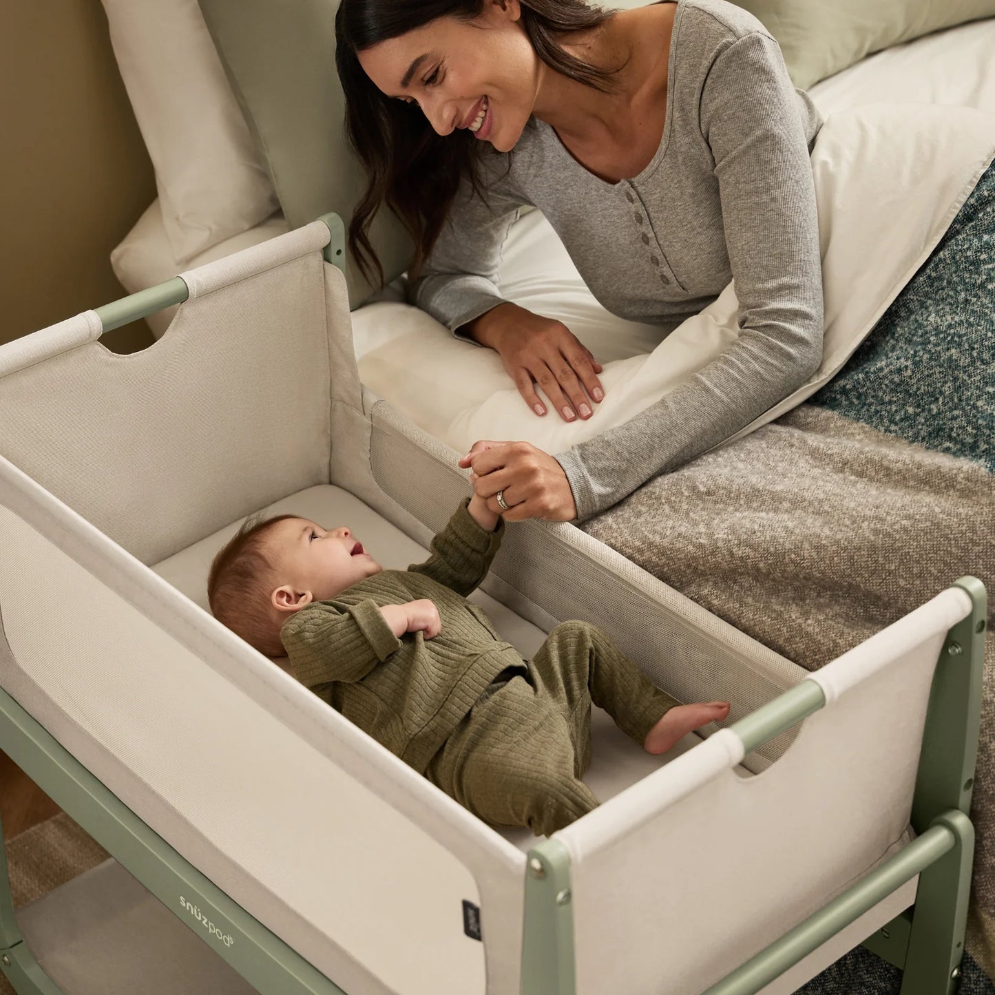 SnuzPod5 Bedside Crib - Sage