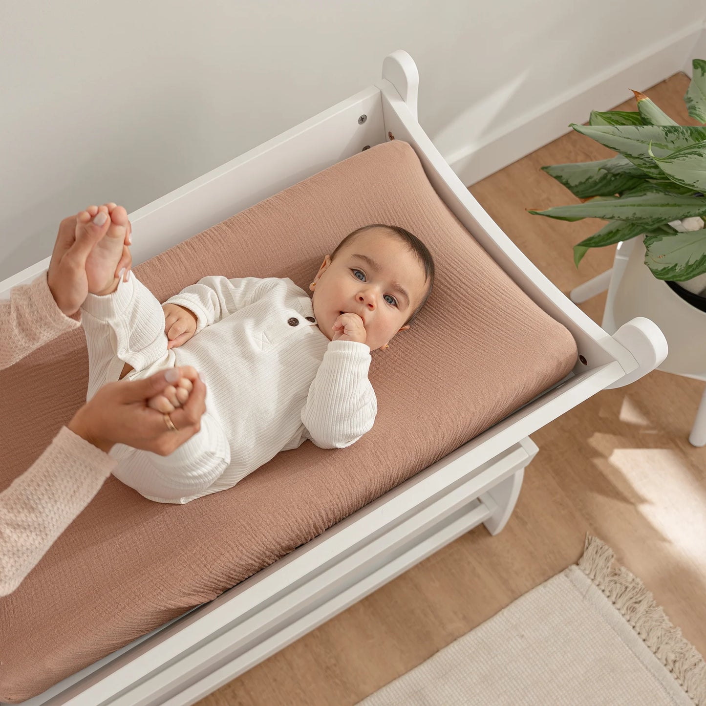 Baby Changing Table by Comfy Cubs - White Changing Table