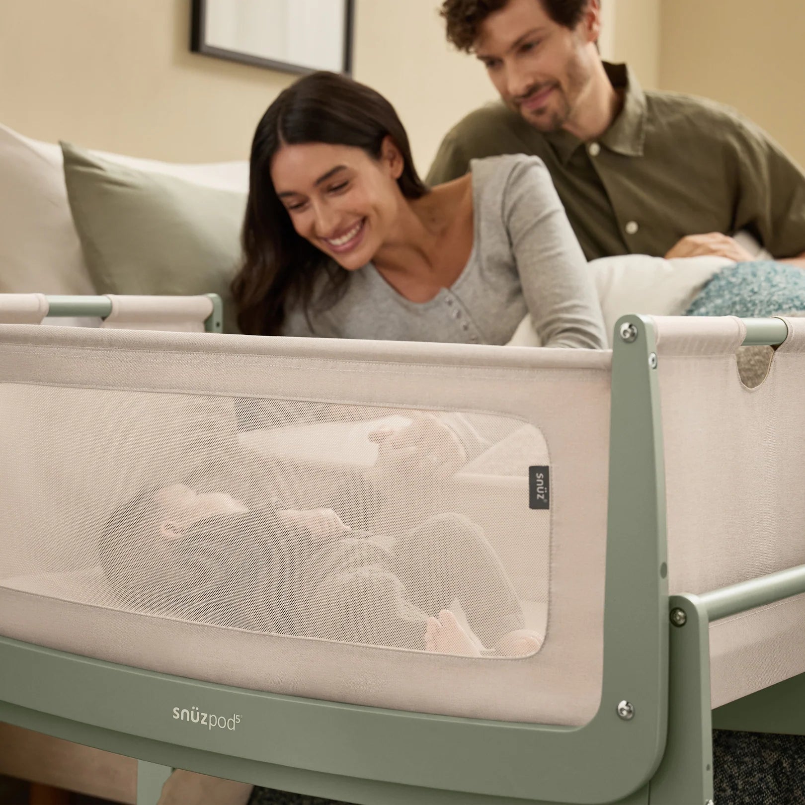 SnuzPod5 Bedside Crib - Sage