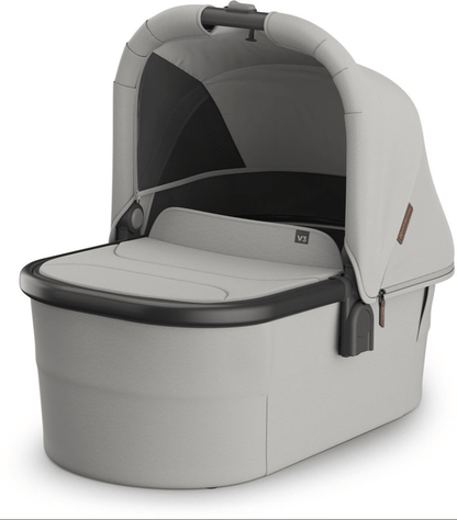 UPPAbaby Bassinet V3 - Savannah - Pearl Gray Jacquard | Carbon Frame