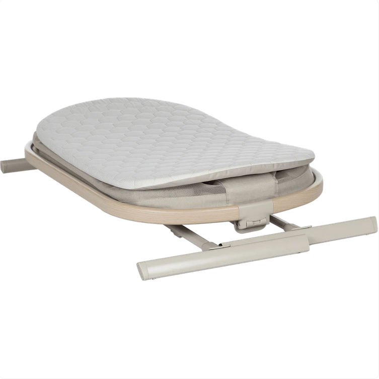 Maxi-Cosi Iora Bedside Bassinet - Classic Oat