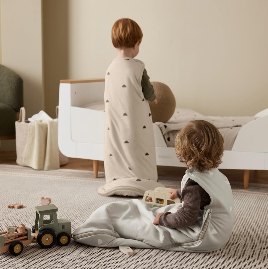 SnuzPouch Sleeping Bag 0-6M - Sand Cloud