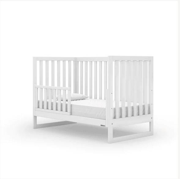 DaDaDa Austin 3-in-1 Convertible Crib - White - Traveling Tikes 