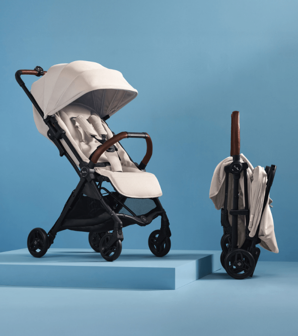 Silver Cross Jet 5 Ultra Compact Stroller - Almond White.