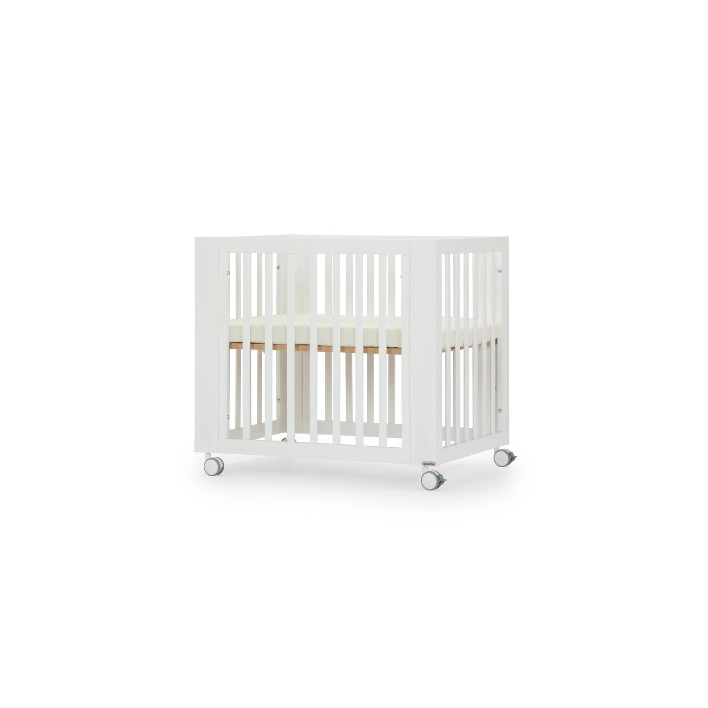 Dadada Spirit Spirit 8-in-1 Convertible Crib - White