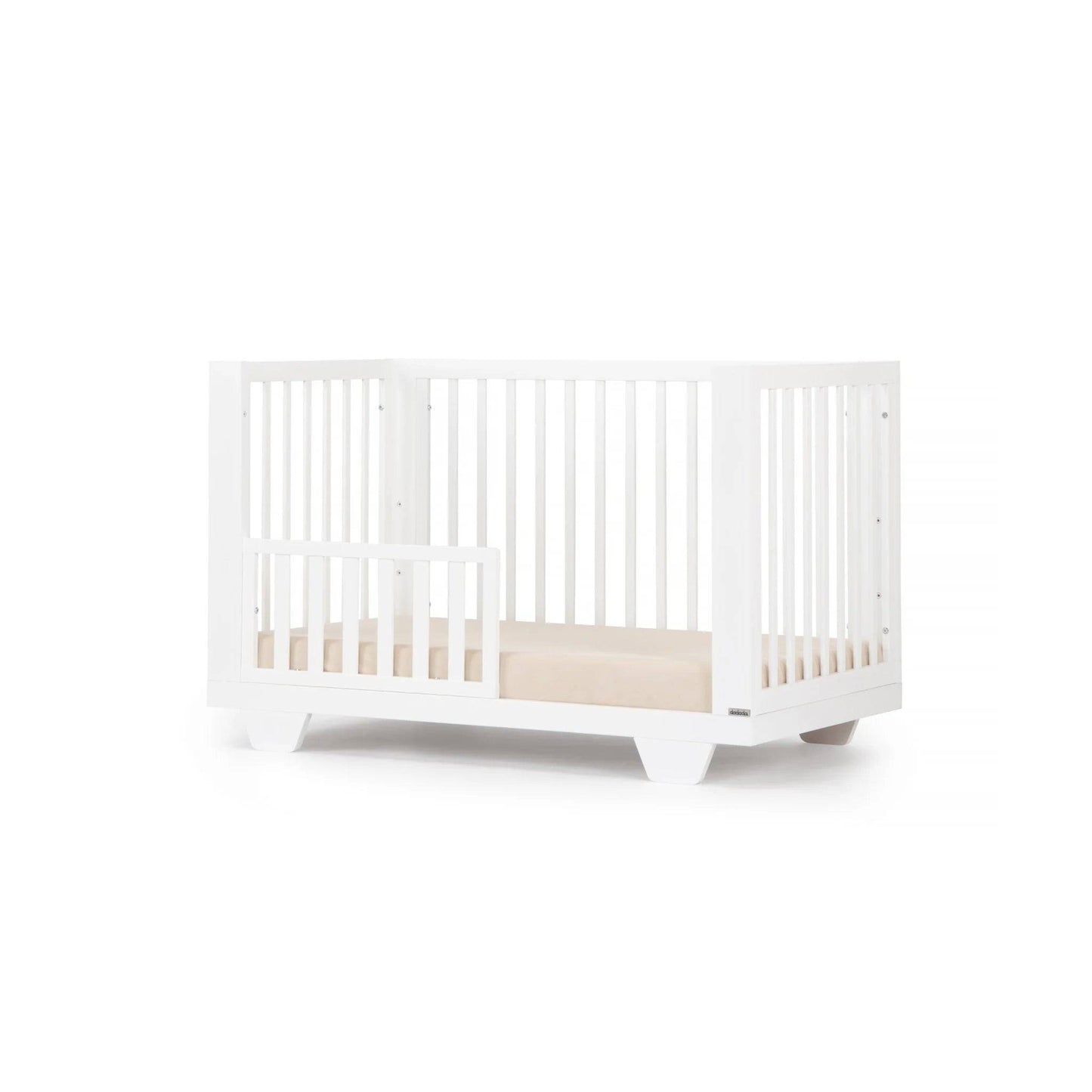 Dadada Spirit Spirit 8-in-1 Convertible Crib - White