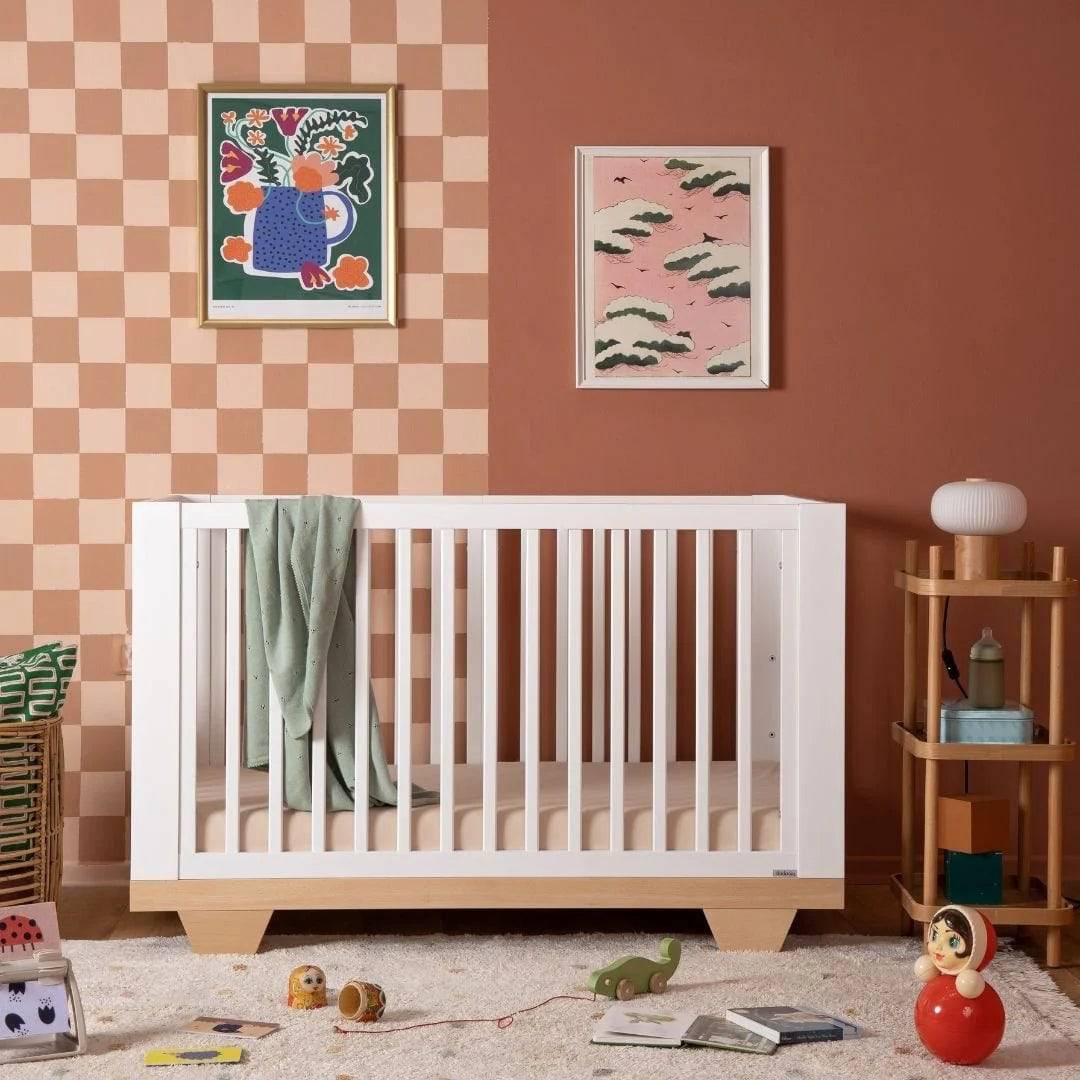 Dadada Spirit Spirit 8-in-1 Convertible Crib - White + Natural