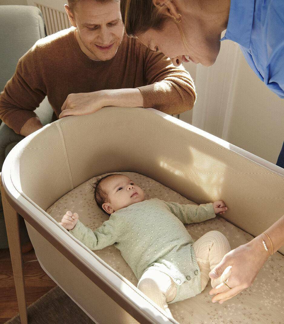 Stokke Snoozi Bassinet - Sandy Beige - Traveling Tikes 