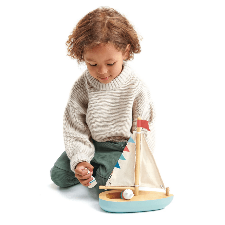 Tender Leaf Sailaway Boat - Traveling Tikes 