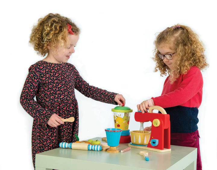 Tender Leaf Toys Baker's Mixing Set - Traveling Tikes 