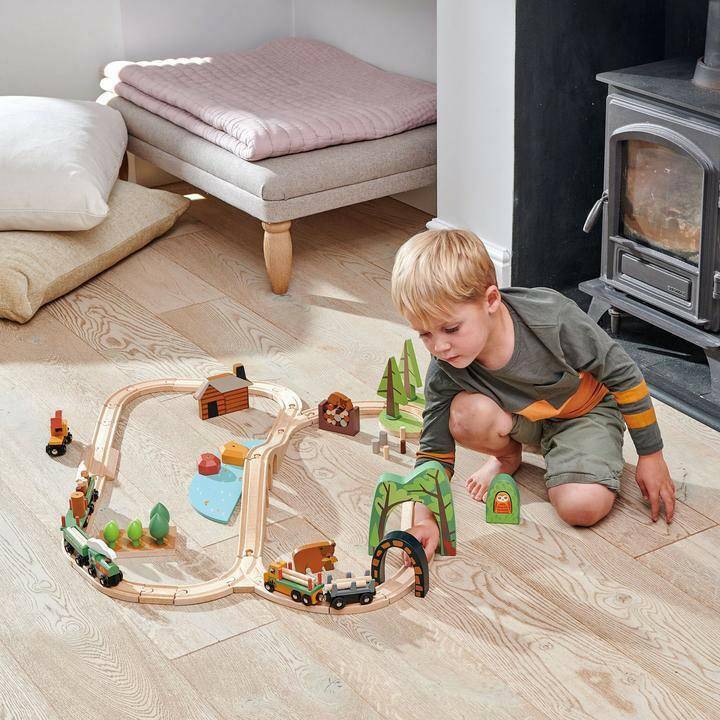 Tender Leaf Toys Wild Pines Train Set - Traveling Tikes 