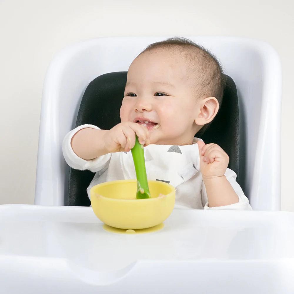 Olababy Silicone Suction Bowl with Lid - Lemon - Traveling Tikes 
